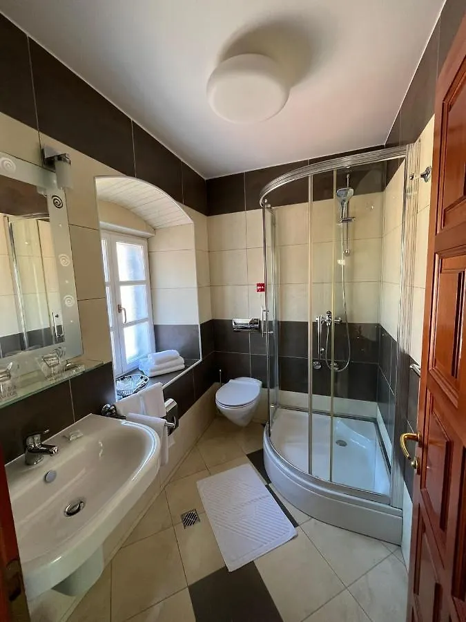 **** Penzion Rooms Toni Palace Split Chorvatsko