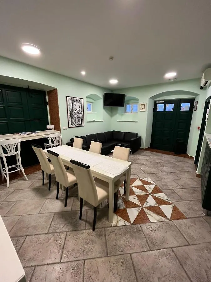Rooms Toni Palace Split Pensionat